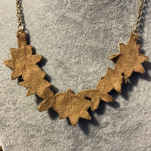 Vintage Suede Backed Prong Set Glass Stone Pink White Floral Necklace - Picture 10 of 13